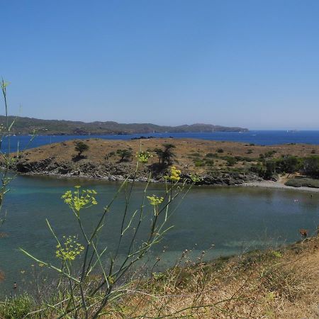 Tranquilos Estudios Cerca De La Playa Cadaqués Zewnętrze zdjęcie